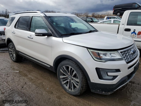 2017 Ford Explorer Platinum with VIN 1FM5K8HT5HGA00782, listed as a Copart auction lot 46966625 with 154,738 mi miles and Clean Title. Bid and sale history available at carsss.com. Image 4.