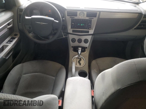 2008 Chrysler Sebring LX z VIN 1C3LC46KX8N186525, wystawiony jako Copart lot #51931615 z przebiegiem 208 701 mil mil oraz Nie do naprawy • Non repairable. Historia ofert i sprzedaży dostępna na DreamBid. Obrazek 8.