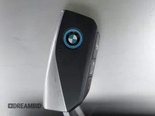 2022 BMW iX xDrive50 z VIN WB523CF01NCK27983, wystawiony jako IAAI lot #42106093 z przebiegiem 21 505 mil mil oraz . Historia ofert i sprzedaży dostępna na DreamBid. Obrazek 11.