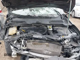 2013 Ford Escape SE с VIN 1FMCU0G96DUC92916, выставлен на аукционе IAAI как лот 41710800 с пробегом 228 307 миль миль и . История ставок и продаж доступна на DreamBid. Изображение 10.