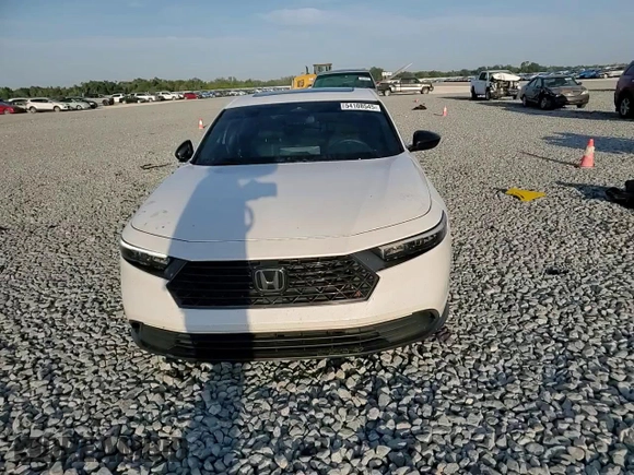 2023 Honda Accord Sport z VIN 1HGCY2F53PA038865, wystawiony jako Copart lot #54108545 z przebiegiem 27 744 mil mil oraz Szkoda całkowita • Salvage title. Historia ofert i sprzedaży dostępna na DreamBid. Obrazek 13.