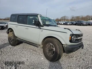 2021 Ford Bronco z VIN 1FMEE5BP2MLA72638, wystawiony jako Copart lot #47970155 z przebiegiem 58 250 mil mil oraz Szkoda całkowita • Salvage title. Historia ofert i sprzedaży dostępna na DreamBid. Obrazek 4.