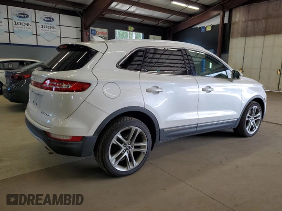 2017 Lincoln MKC Reserve z VIN 5LMCJ3D92HUL69797, wystawiony jako Copart lot #65690525 z przebiegiem 114 640 mil mil oraz Czysty tytuł • Clean title. Historia ofert i sprzedaży dostępna na DreamBid. Obrazek 3.