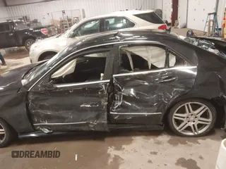 2010 Mercedes-Benz E 550 Luxury with VIN WDDHF7CB9AA049027, listed as a IAAI auction lot 41580437 with 161,184 mi miles and . Bid and sale history available at DreamBid. Image 6.