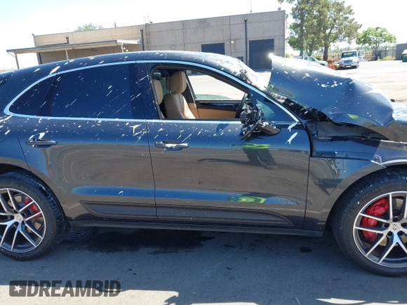 2022 Porsche Macan S z VIN WP1AG2A53NLB21728, wystawiony jako IAAI lot #42181697 z przebiegiem 30 363 mil mil oraz . Historia ofert i sprzedaży dostępna na DreamBid. Obrazek 13.