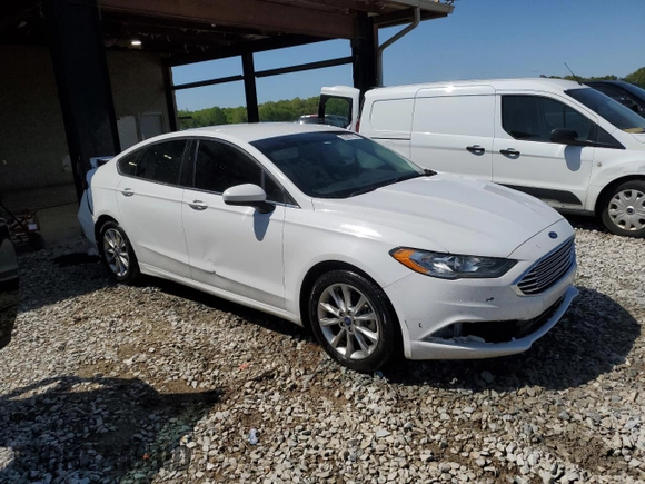 2017 Ford Fusion SE with VIN 3FA6P0H74HR391808, listed as a Copart auction lot 52087195 with 257,955 mi miles and Salvage title. Bid and sale history available at DreamBid. Image 4.