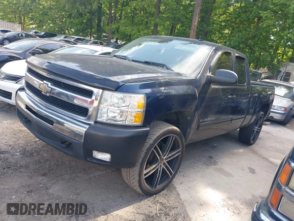 2011 Chevrolet Silverado 1500 LT with VIN 1GCRKSE35BZ413126, listed as a IAAI auction lot 42185963 with 223,132 mi miles and . Bid and sale history available at DreamBid. Image 16.