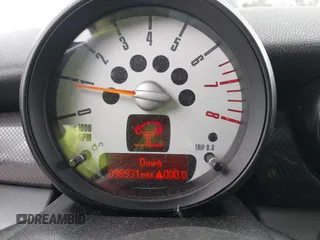 2011 MINI Hardtop S with VIN WMWSV3C58BTY22854, listed as a IAAI auction lot 42034126 with 98,931 mi miles and . Bid and sale history available at DreamBid. Image 7.