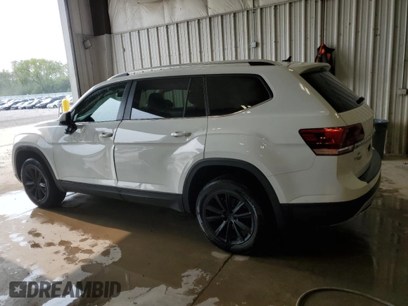 2018 Volkswagen Atlas SE with VIN 1V2KR2CA4JC512020, listed as a Copart auction lot 60404745 with 109,477 mi miles and Non repairable. Bid and sale history available at DreamBid. Image 2.