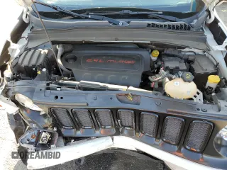 2018 Jeep Renegade Latitude with VIN ZACCJABB6JPG90511, listed as a Copart auction lot 52104325 with 61,986 mi miles and Salvage Title. Bid and sale history available at carsss.com. Image 12.