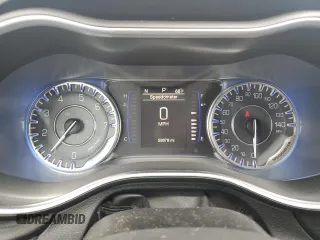 2015 Chrysler 200 Limited with VIN 1C3CCCAB9FN649124, listed as a Copart auction lot 54996145 with 58,679 mi miles and Clean Title. Bid and sale history available at carsss.com. Image 9.