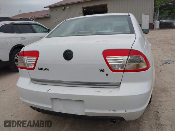 2006 Mercury Milan with VIN 3MEFM07186R641191, listed as a IAAI auction lot 42382735 with 151,872 mi miles and . Bid and sale history available at DreamBid. Image 16.
