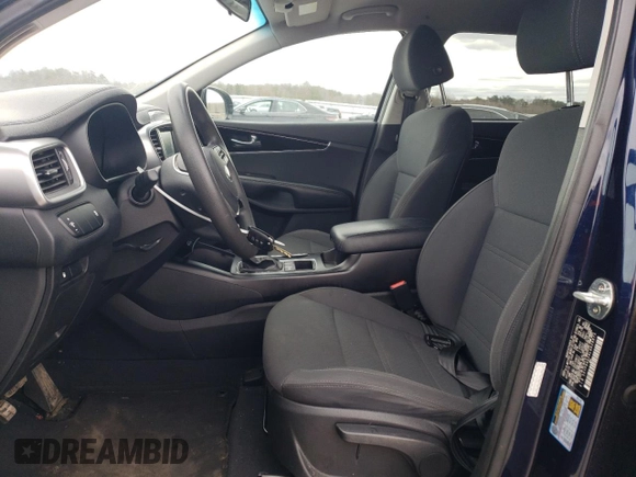 2020 Kia Sorento LX with VIN 5XYPG4A59LG628875, listed as a Copart auction lot 48165775 with 100,817 mi miles and Clean Title. Bid and sale history available at DreamBid. Image 7.