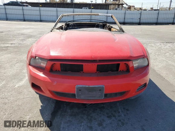 2010 Ford Mustang V6 с VIN 1ZVBP8EN7A5175659, выставлен на аукционе Copart как лот 63528844 с пробегом Не указан миль и На запчасти • Non repairable. История ставок и продаж доступна на DreamBid. Изображение 5.