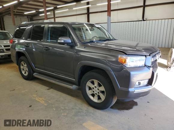 2011 Toyota 4Runner Trail z VIN JTEBU5JR6B5039779, wystawiony jako Copart lot #57750965 z przebiegiem 199 116 mil mil oraz Szkoda całkowita • Salvage title. Historia ofert i sprzedaży dostępna na DreamBid. Obrazek 4.