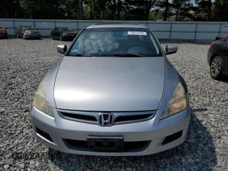 2006 Honda Accord EX-L z VIN 1HGCM56846A102465, wystawiony jako Copart lot #59315225 z przebiegiem 110 068 mil mil oraz Czysty tytuł • Clean title. Historia ofert i sprzedaży dostępna na DreamBid. Obrazek 5.