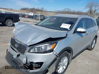 2018 Kia Sorento LX with VIN 5XYPGDA37JG376605, listed as a IAAI auction lot 41812731 with 118,579 mi miles. Bid and sale history available at carsss.com. Image 17.