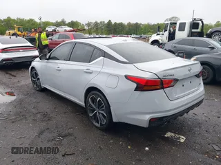 2024 Nissan Altima SR z VIN 1N4BL4CW2RN394338, wystawiony jako IAAI lot #42186664 z przebiegiem 14 662 mil mil oraz . Historia ofert i sprzedaży dostępna na DreamBid. Obrazek 3.
