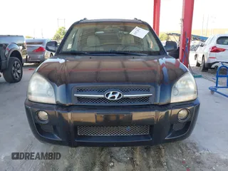 2007 Hyundai Tucson SE with VIN KM8JN12D07U475917, listed as a IAAI auction lot 41872876 with 172,006 mi miles. Bid and sale history available at carsss.com. Image 6.