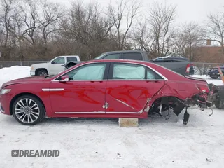 2018 Lincoln Continental Select with VIN 1LN6L9SK1J5617315, listed as a IAAI auction lot 41327631 with 38,167 mi miles. Bid and sale history available at carsss.com. Image 15.
