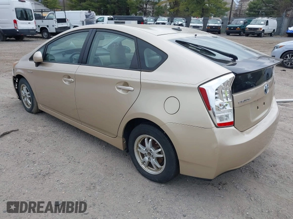 2010 Toyota Prius II with VIN JTDKN3DU3A1099112, listed as a IAAI auction lot 41920363 with 157,605 mi miles. Bid and sale history available at carsss.com. Image 3.
