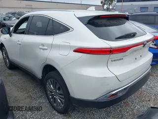 2021 Toyota Venza LE with VIN JTEAAAAH9MJ069812, listed as a IAAI auction lot 41885024 with Not Provided miles and . Bid and sale history available at carsss.com. Image 3.