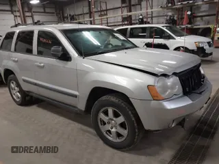 2008 Jeep Grand Cherokee Laredo with VIN 1J8GR48K68C226144, listed as a IAAI auction lot 41686686 with 191,620 mi miles. Bid and sale history available at carsss.com. Image 1.