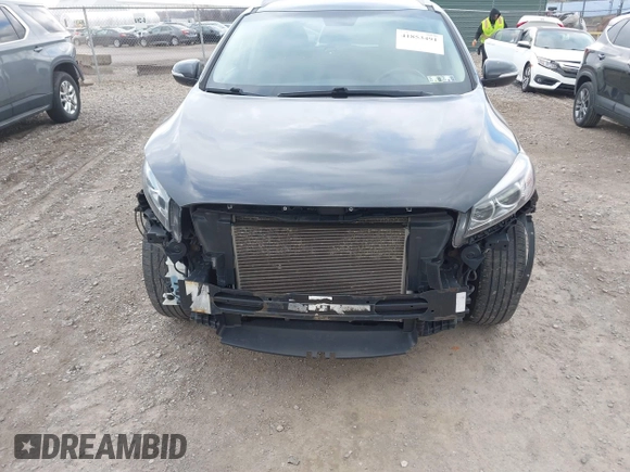 2018 Kia Sorento LX V6 with VIN 5XYPGDA57JG368022, listed as a IAAI auction lot 41853491 with 173,830 mi miles. Bid and sale history available at carsss.com. Image 12.
