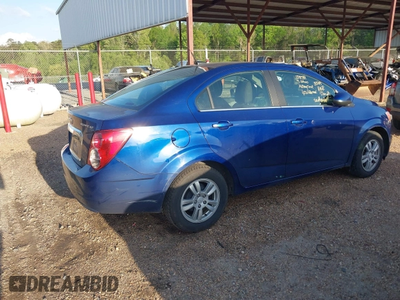 2014 Chevrolet Sonic LT with VIN 1G1JC5SH3E4228384, listed as a IAAI auction lot 41940480 with 127,176 mi miles and . Bid and sale history available at DreamBid. Image 4.