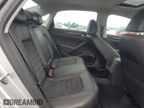 2015 Volkswagen Passat SEL Premium with VIN 1VWCV7A39FC097011, listed as a Copart auction lot 63255745 with 159,543 mi miles and Salvage title. Bid and sale history available at DreamBid. Image 10.