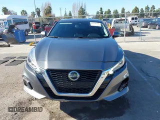 2020 Nissan Altima 2.5 SL with VIN 1N4BL4EV3LC142122, listed as a IAAI auction lot 41648381 with 55,265 mi miles. Bid and sale history available at carsss.com. Image 12.