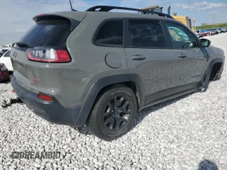 2022 Jeep Cherokee Trailhawk with VIN 1C4PJMBX7ND532150, listed as a Copart auction lot 47579155 with 42,662 mi miles and Salvage Title. Bid and sale history available at DreamBid. Image 3.