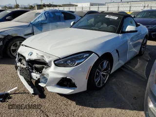 2025 BMW Z4 sDrive30i with VIN WBAHF3C01SWY41238, listed as a Copart auction lot 41794635 with 0 mi miles and Clean Title. Bid and sale history available at carsss.com. Image 1.