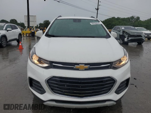 2022 Chevrolet Trax LT with VIN KL7CJPSM2NB548061, listed as a Copart auction lot 60250645 with 82,767 mi miles and Salvage title. Bid and sale history available at DreamBid. Image 5.