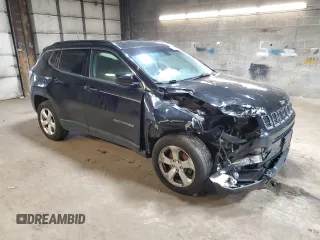 2019 Jeep Compass Latitude z VIN 3C4NJDBB6KT629924, wystawiony jako Copart lot #52282615 z przebiegiem 84 373 mil mil oraz Szkoda całkowita • Salvage title. Historia ofert i sprzedaży dostępna na DreamBid. Obrazek 4.