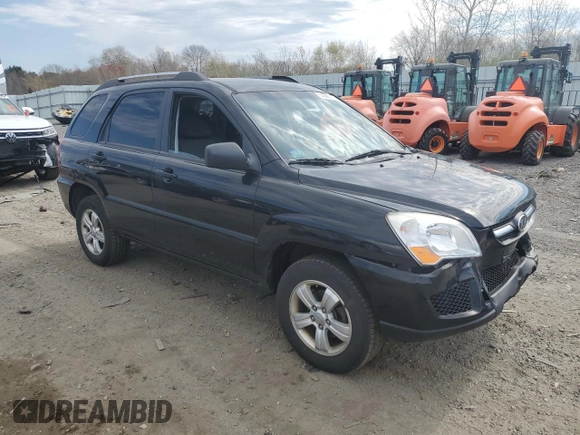 2010 Kia Sportage LX z VIN KNDKG3A45A7691722, wystawiony jako Copart lot #54385015 z przebiegiem 70 884 mil mil oraz Czysty tytuł • Clean title. Historia ofert i sprzedaży dostępna na DreamBid. Obrazek 4.