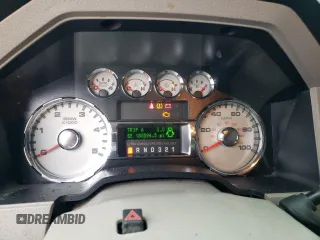 2010 Ford F-350 XL z VIN 1FTWW3BR6AEB34294, wystawiony jako Copart lot #55055965 z przebiegiem 188 594 mil mil oraz Szkoda całkowita • Salvage title. Historia ofert i sprzedaży dostępna na DreamBid. Obrazek 9.