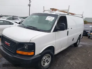 2007 GMC Savana Cargo Van with VIN 1GTGG25V671181975, listed as a IAAI auction lot 41800181 with NaN miles. Bid and sale history available at carsss.com. Image 17.