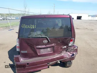 2005 Scion xB z VIN JTLKT324X54028507, wystawiony jako IAAI lot #42106381 z przebiegiem 180 641 mil mil oraz . Historia ofert i sprzedaży dostępna na DreamBid. Obrazek 16.