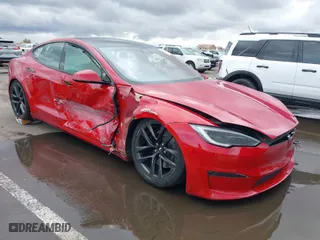 2022 Tesla Model S Plaid with VIN 5YJSA1E61NF485055, listed as a IAAI auction lot 41751134 with 1 mi miles. Bid and sale history available at carsss.com. Image 1.