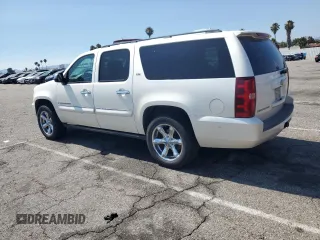 2008 Chevrolet Suburban LTZ with VIN 1GNFC16J88R220573, listed as a Copart auction lot 64887315 with 281,245 mi miles and Clean title. Bid and sale history available at DreamBid. Image 2.