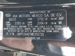 2021 Kia Forte LXS z VIN 3KPF24AD7ME355726, wystawiony jako IAAI lot #42286878 z przebiegiem 106 297 mil mil oraz . Historia ofert i sprzedaży dostępna na DreamBid. Obrazek 9.