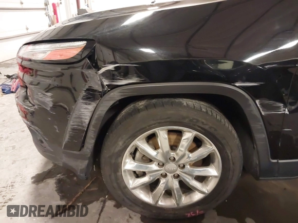 2017 Jeep Cherokee Limited with VIN 1C4PJMDB8HW636804, listed as a IAAI auction lot 41543269 with 118,633 mi miles and . Bid and sale history available at carsss.com. Image 18.