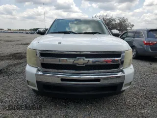 2011 Chevrolet Silverado 1500 LT with VIN 3GCPCSE03BG192457, listed as a Copart auction lot 56417275 with 147,318 mi miles and Salvage Title. Bid and sale history available at DreamBid. Image 5.