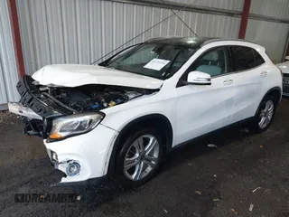 2019 Mercedes-Benz GLA 250 z VIN WDCTG4GB7KJ585660, wystawiony jako IAAI lot #41771154 z przebiegiem 96 301 mil mil oraz . Historia ofert i sprzedaży dostępna na DreamBid. Obrazek 17.