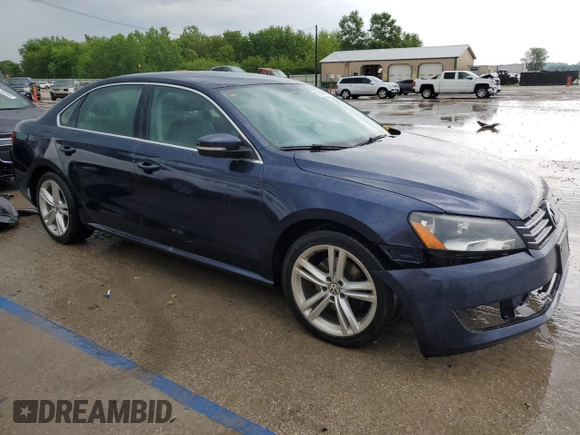 2015 Volkswagen Passat SE with VIN 1VWBV7A34FC061724, listed as a Copart auction lot 57807895 with 101,621 mi miles and Salvage title. Bid and sale history available at DreamBid. Image 4.