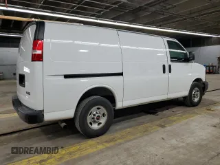 2017 GMC Savana Cargo Van with VIN 1GTW7AFF6H1180162, listed as a Copart auction lot 50940005 with 188,413 mi miles and Clean Title. Bid and sale history available at carsss.com. Image 3.
