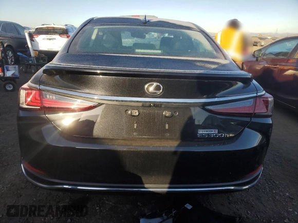 2024 Lexus ES 300h Luxury with VIN 58AEA1C17RU040891, listed as a Copart auction lot 84152074 with 7,770 mi miles and Salvage title. Bid and sale history available at DreamBid. Image 6.