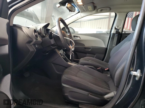 2013 Chevrolet Sonic LT with VIN 1G1JC6SG3D4142228, listed as a Copart auction lot 43033075 with 124,204 mi miles and Salvage Title. Bid and sale history available at carsss.com. Image 7.