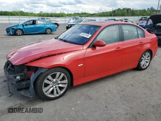 2006 BMW 3 Series 325i with VIN WBAVB13526KX40253, listed as a Copart auction lot 55415165 with 97,582 mi miles and Salvage title. Bid and sale history available at DreamBid. Image 1.